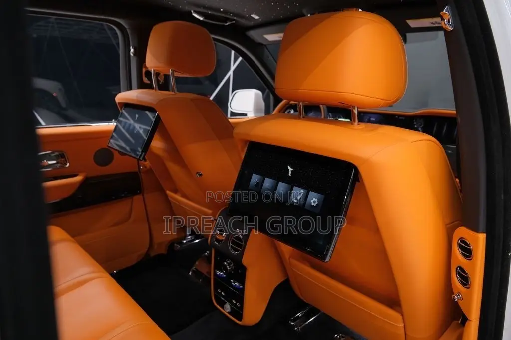 Rolls-Royce Cullinan 2025 White
