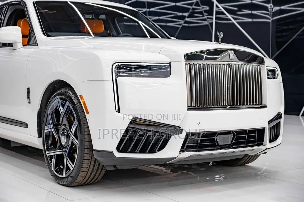 Rolls-Royce Cullinan 2025 White