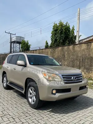 Lexus GX 460 2010 Gold