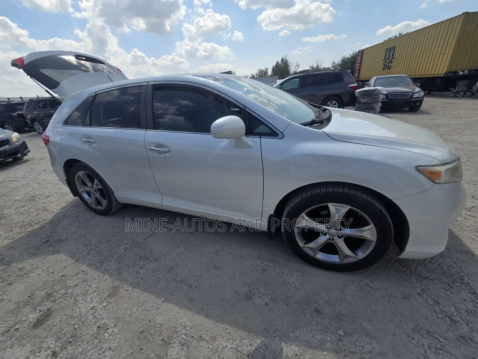 Toyota Venza V6 AWD 2011 White