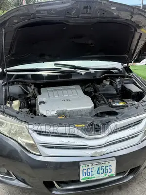 Toyota Venza 2011 Gray