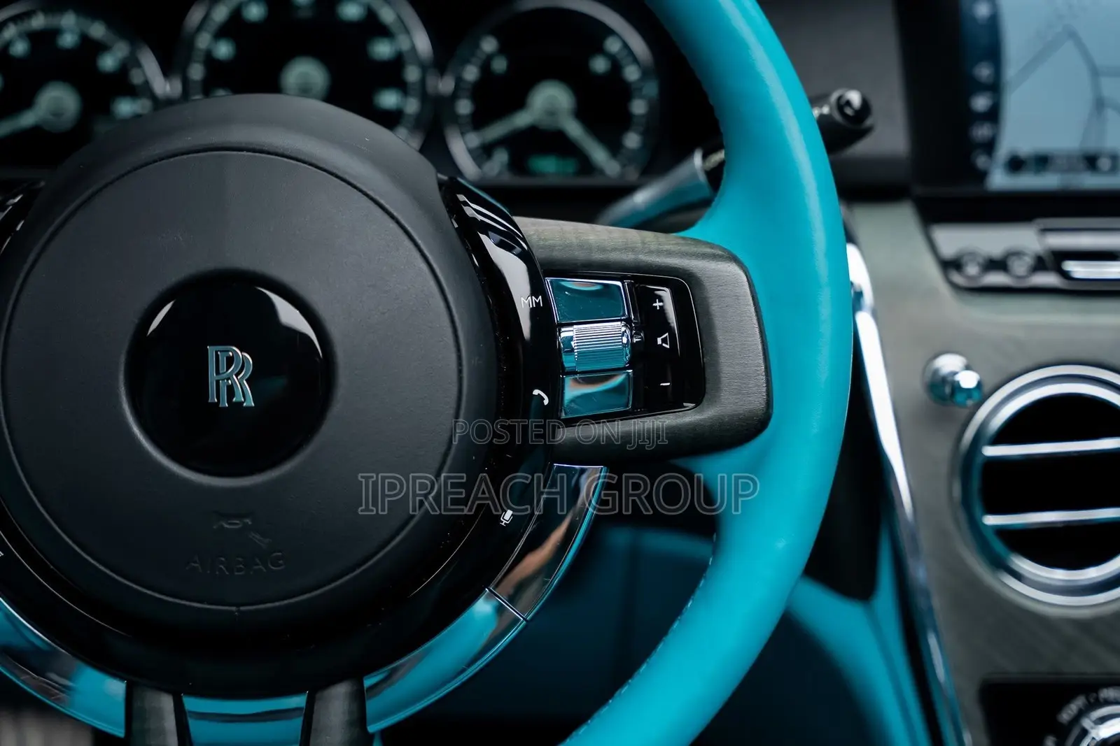 Rolls-Royce Cullinan Base 2019 White