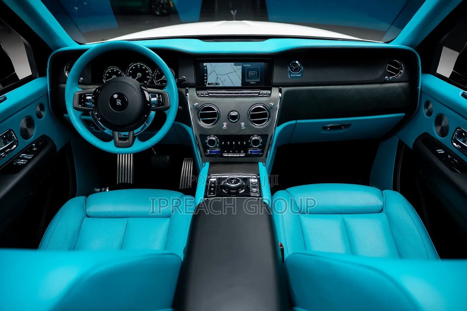 Rolls-Royce Cullinan Base 2019 White