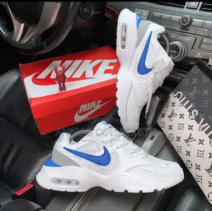 White Nike Canvas