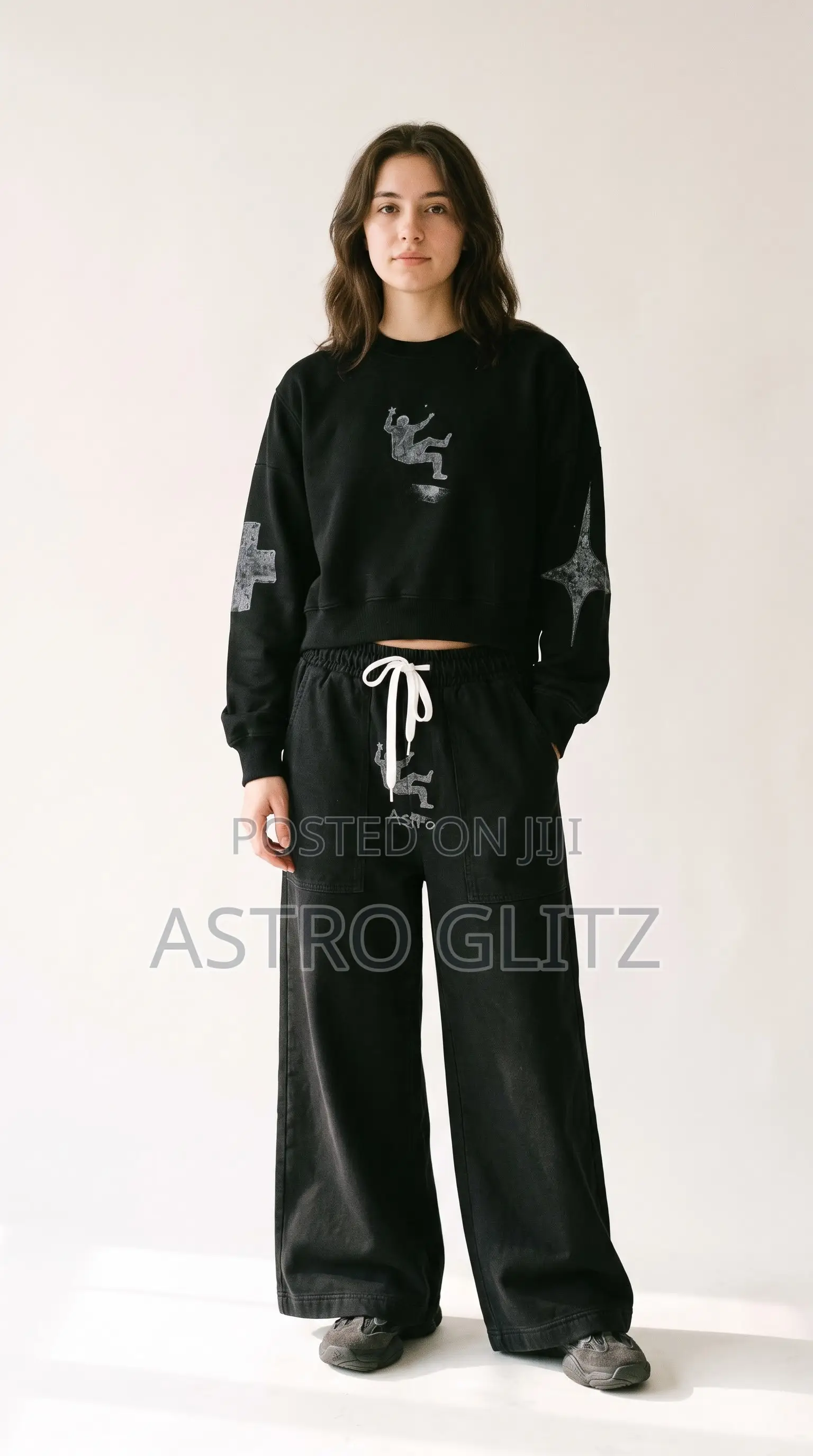 Sweat Shirt