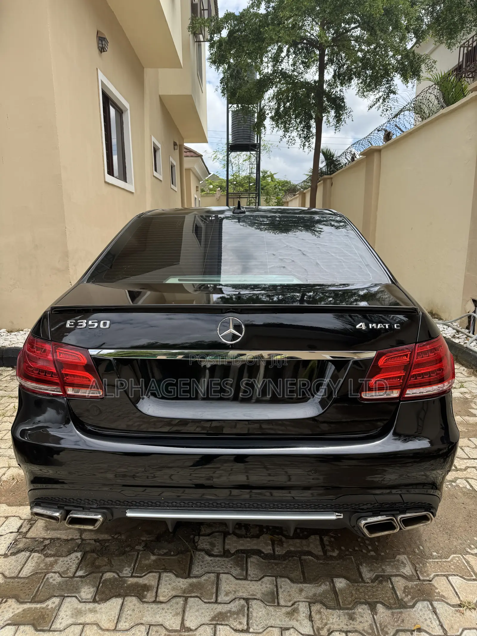 Mercedes-Benz E-Class 2012 Black