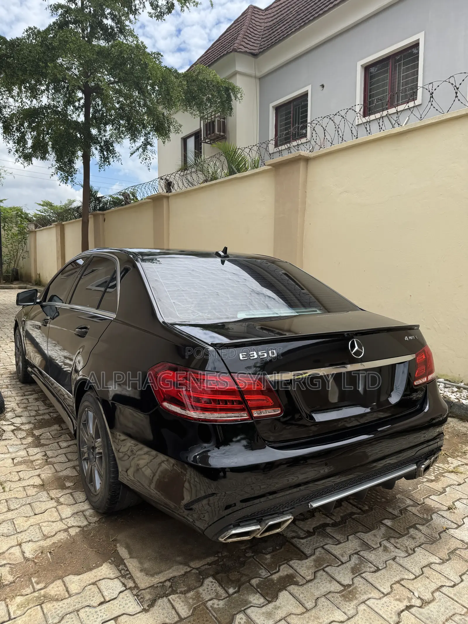 Mercedes-Benz E-Class 2012 Black