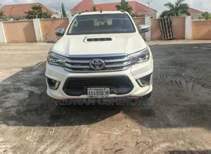 Toyota Hilux Revo Double Cab Deisel 2.8 RWD 2018 White