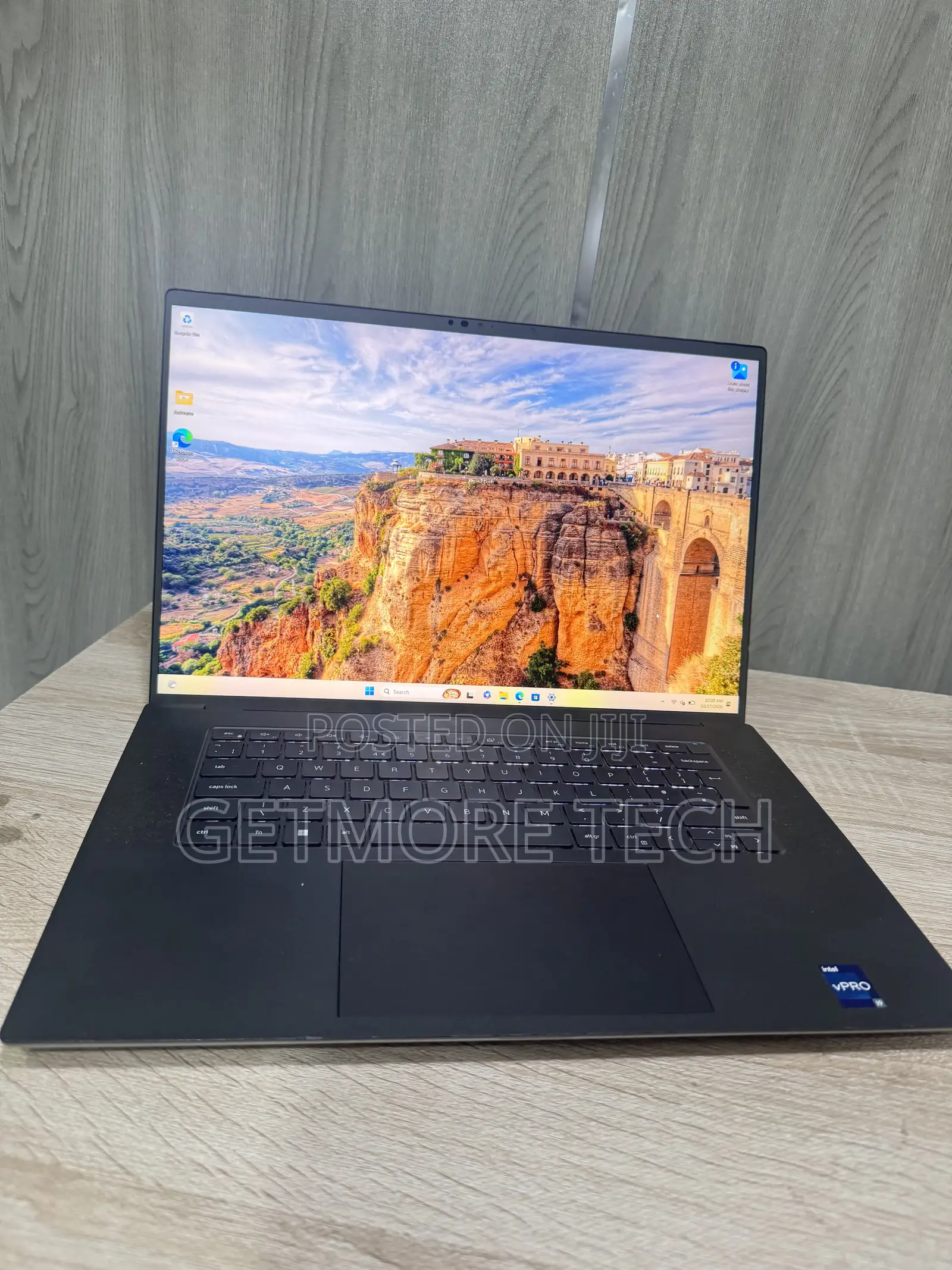 Laptop Dell Precision 5680 32GB Intel Core i9 SSD 512GB