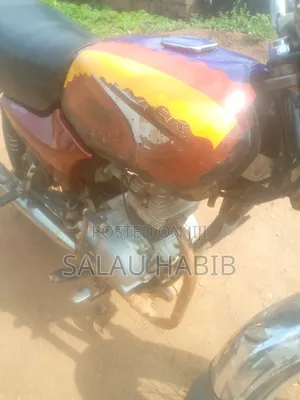 Bajaj Boxer 2021 Red