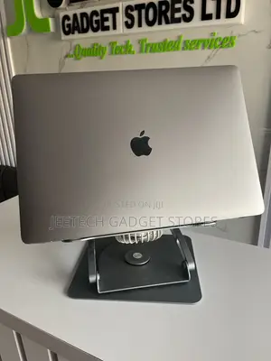 Laptop Apple MacBook Pro 2019 16GB Intel Core i7 SSD 256GB