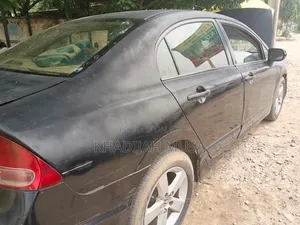 Honda Civic 1.8i-VTEC LXi 2006 Black