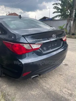Hyundai Sonata SE 4dr Sedan (2.4L 4cyl 6A) 2014 Blue