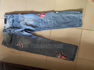 Amiri Jeans