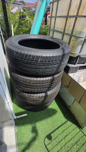 Super Clean Set of Michelin Tires 245/55r19