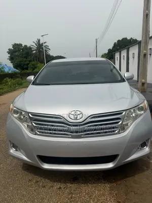 Toyota Venza 2010 Silver