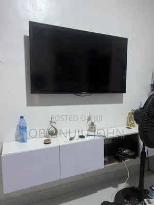 Maxi 50” Smart TV