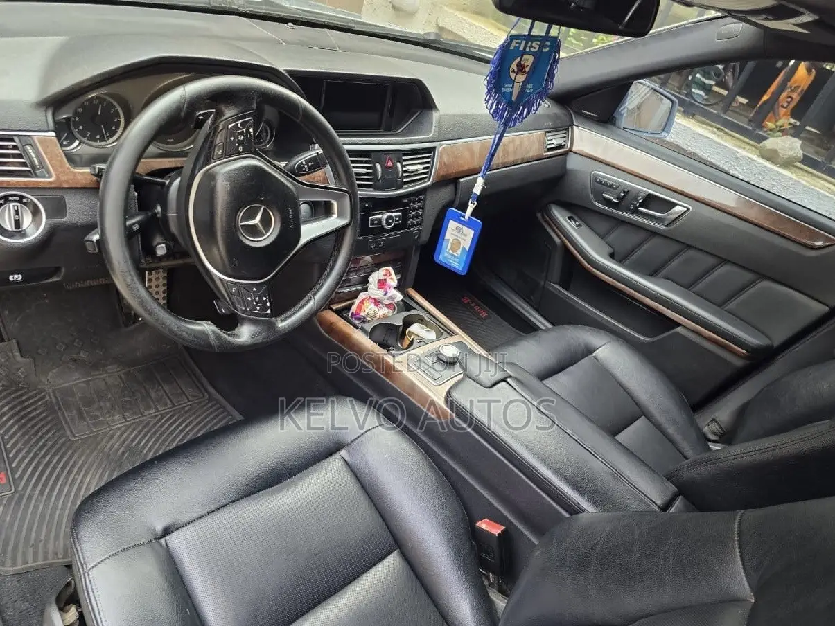 Mercedes-Benz E350 2013 Beige