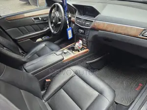 Mercedes-Benz E350 2013 Beige