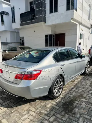 Honda Accord LX 4dr Sedan (2.4L 4cyl 6M) 2014 Silver