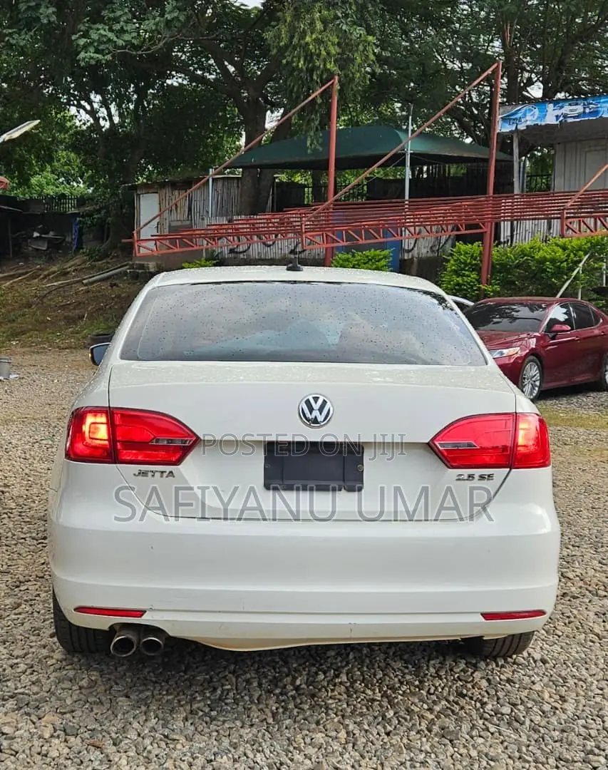 Volkswagen Jetta 2013 White