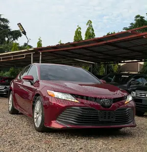 Toyota Camry 2018