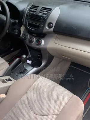 Toyota RAV4 2.4 2008 White