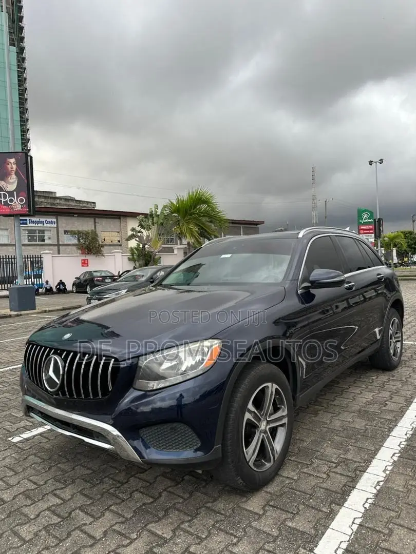 Mercedes-Benz GLC-Class 2016 Blue
