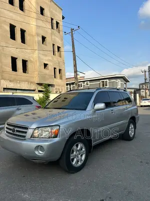 Toyota Highlander 2004 Silver