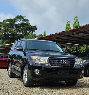 Toyota Land Cruiser 2014 Black