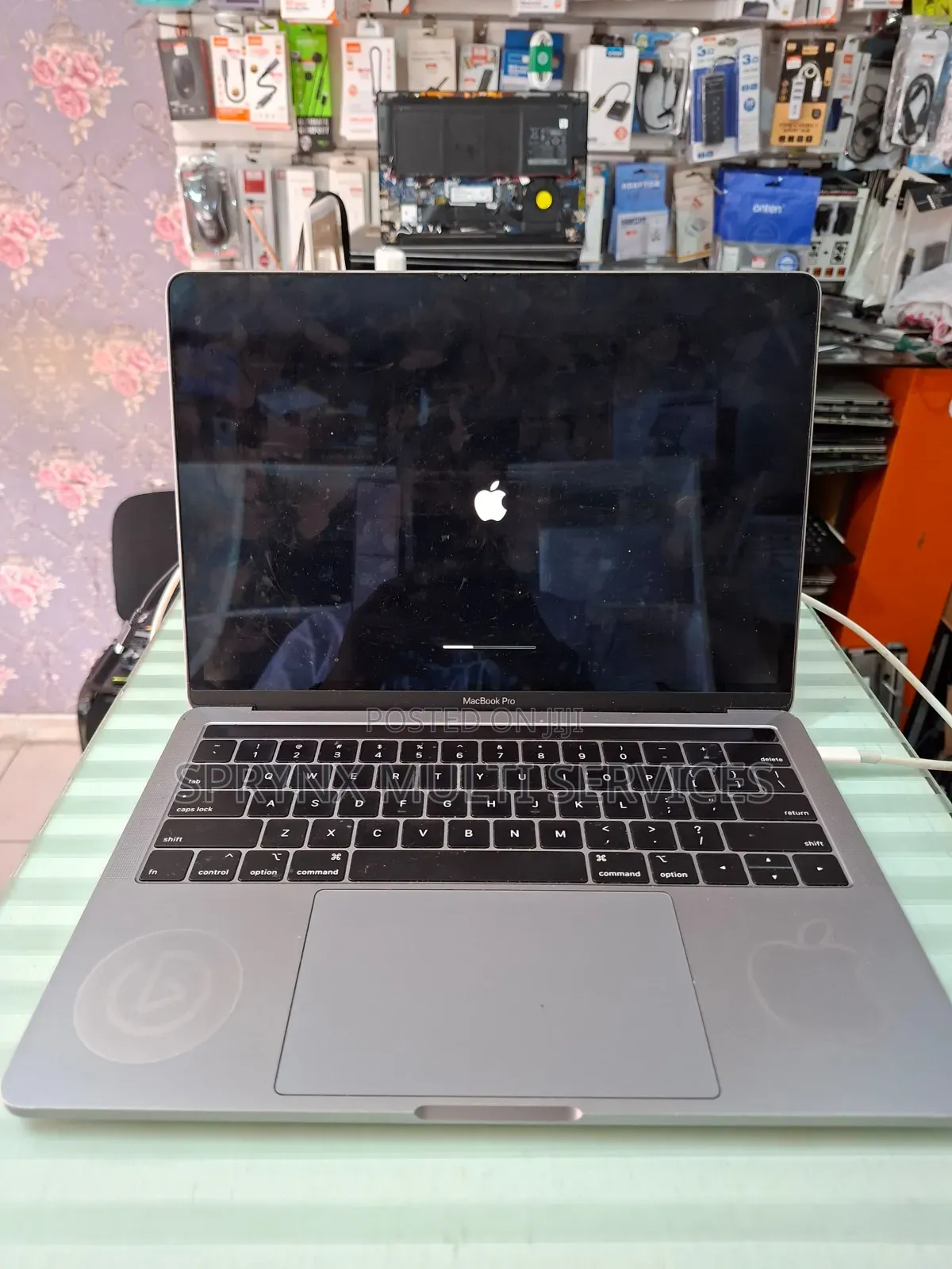 Laptop Apple MacBook Pro 8GB Intel Core i5 HDD 500GB