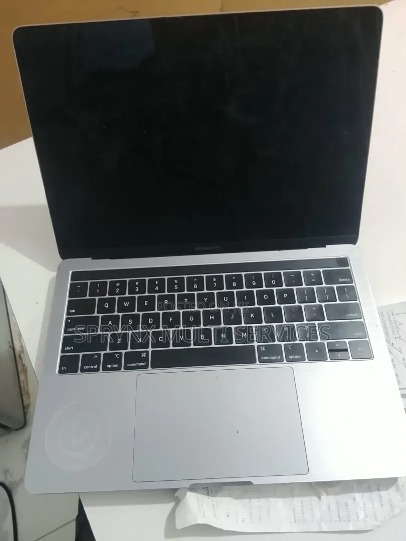 Laptop Apple MacBook Pro 8GB Intel Core i5 HDD 500GB