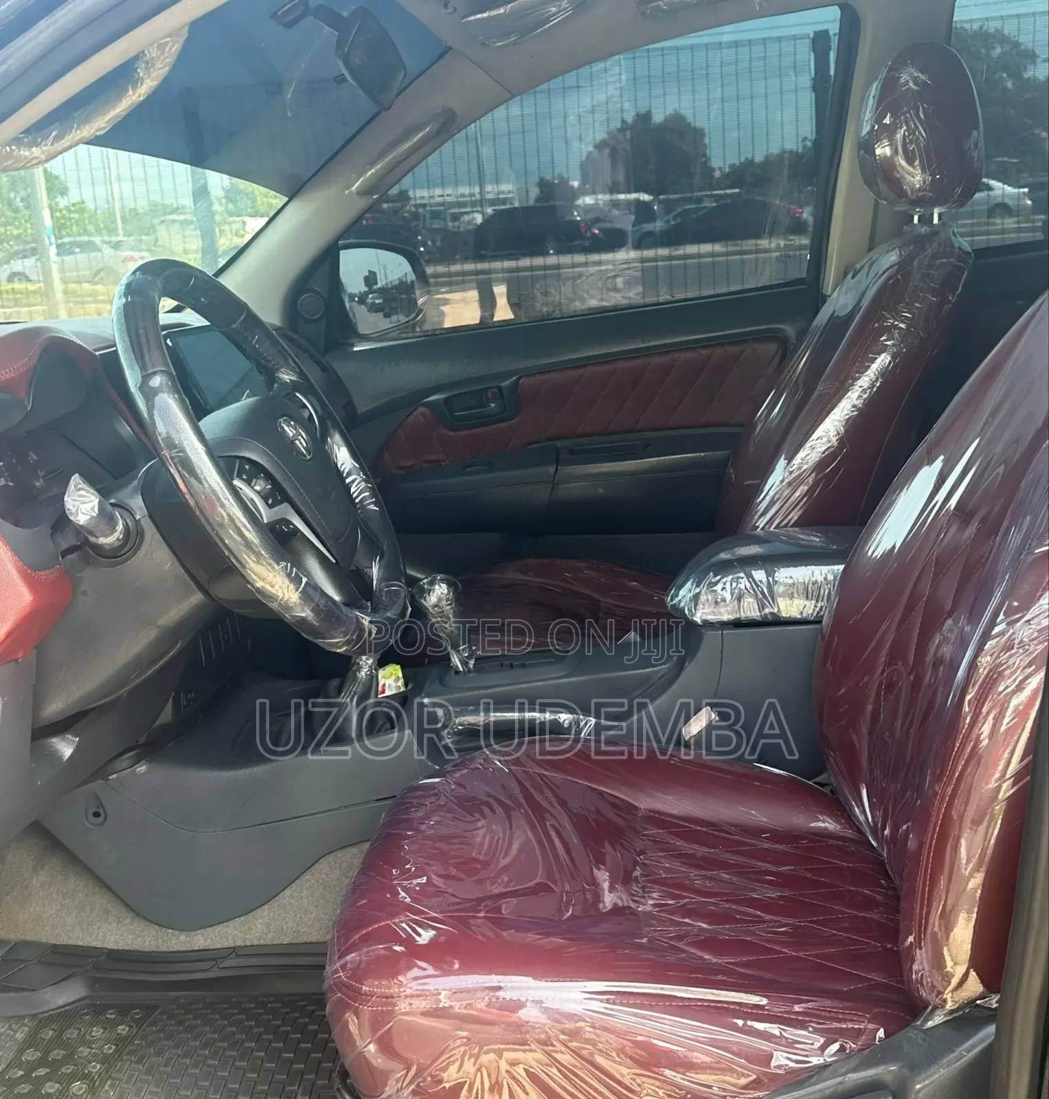 Toyota Hilux SR5 2013 Black