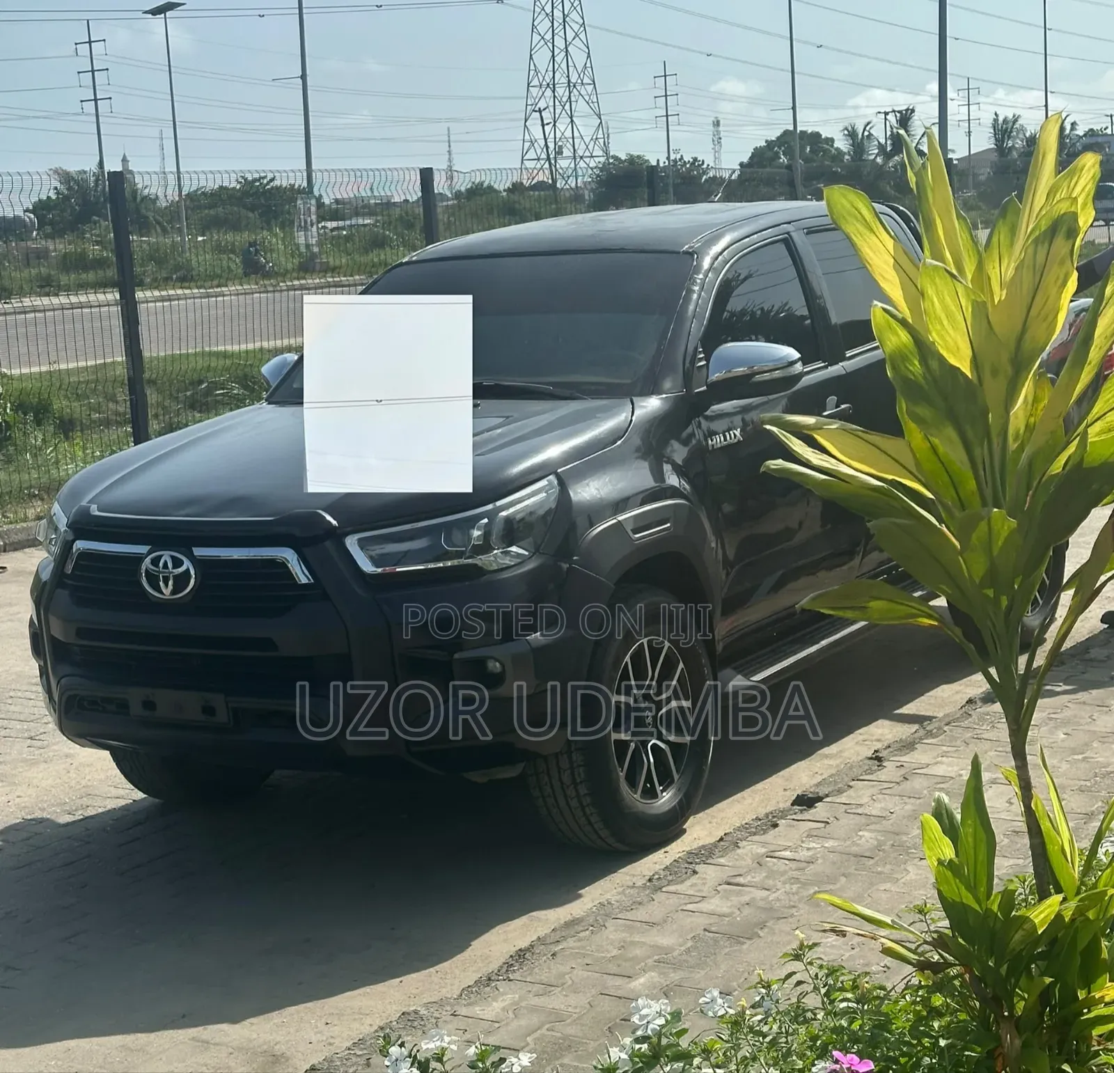Toyota Hilux SR5 2013 Black