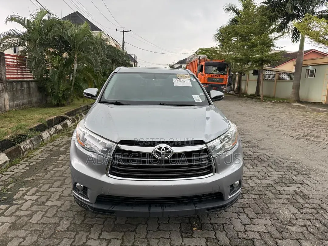 Toyota Highlander 2016 Silver