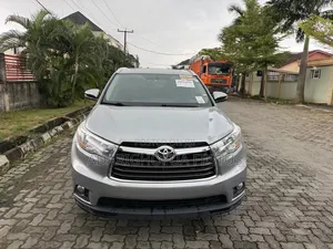 Toyota Highlander 2016 Silver