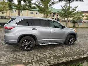 Toyota Highlander 2016 Silver