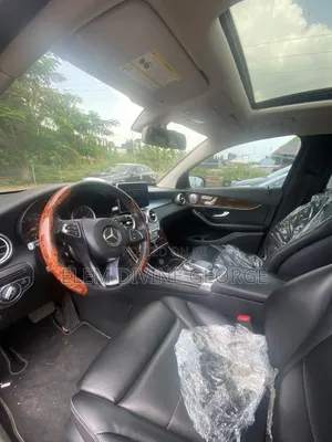Mercedes-Benz GLC-Class 2017 Black
