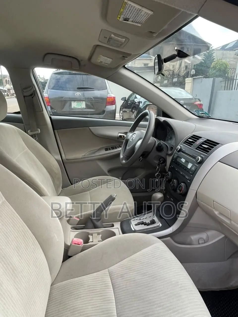 Toyota Corolla 2009 Gold