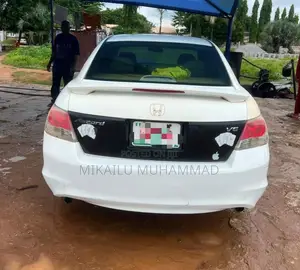 Honda Accord 2009 White