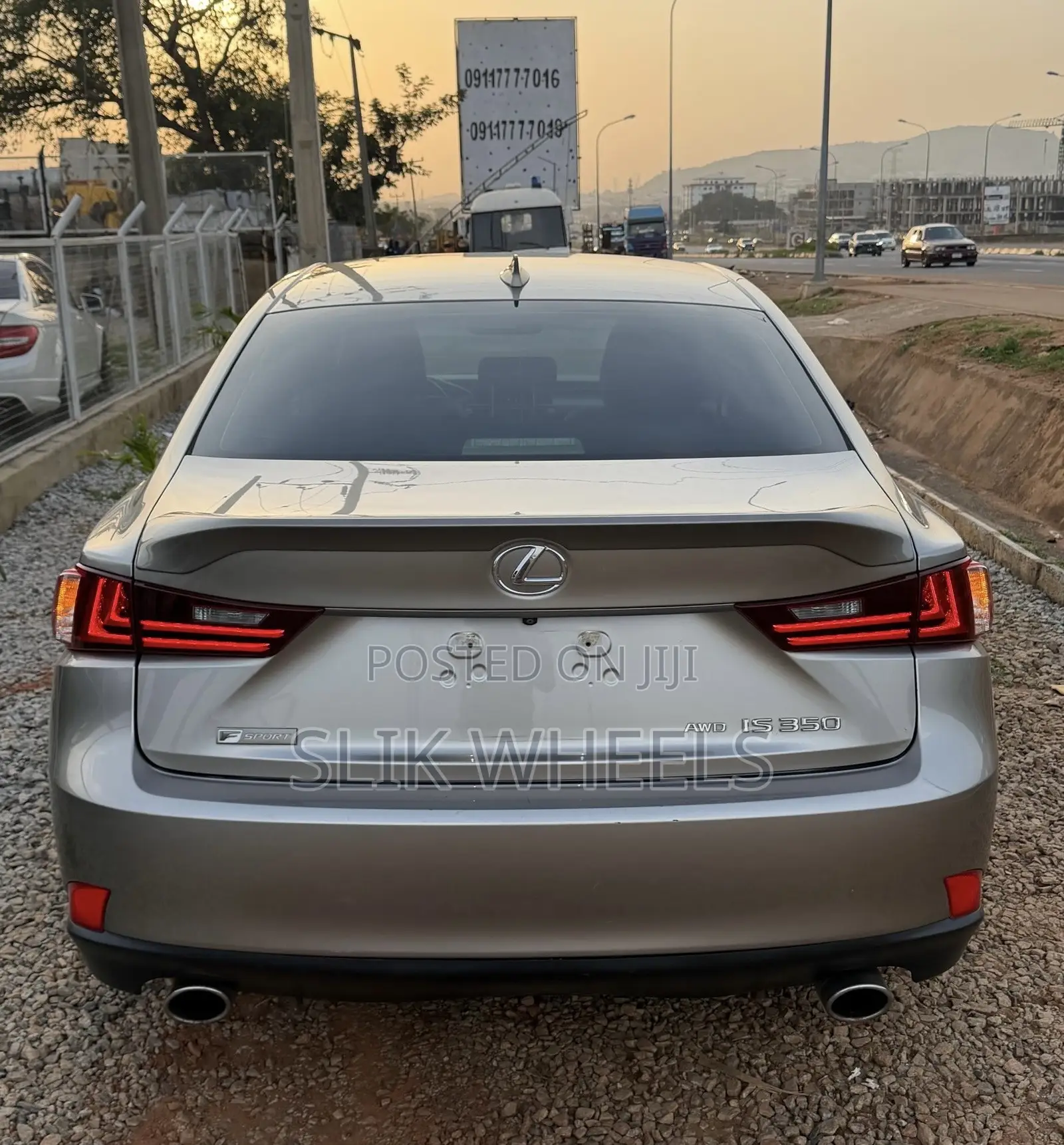 Lexus IS 350 AWD 2016 Gray