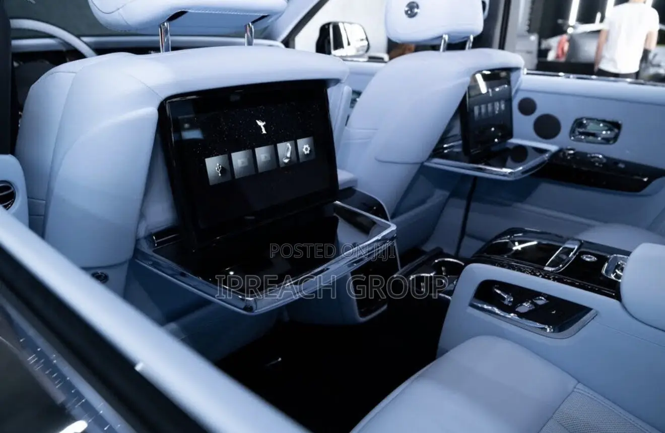 Rolls-Royce Phantom 2026 Black