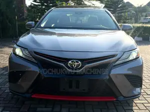 Toyota Camry XSE V6 2022 Gray