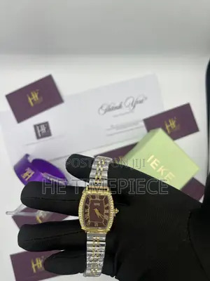 IEKE Women’s Luxury Two-Tone Quartz Watch