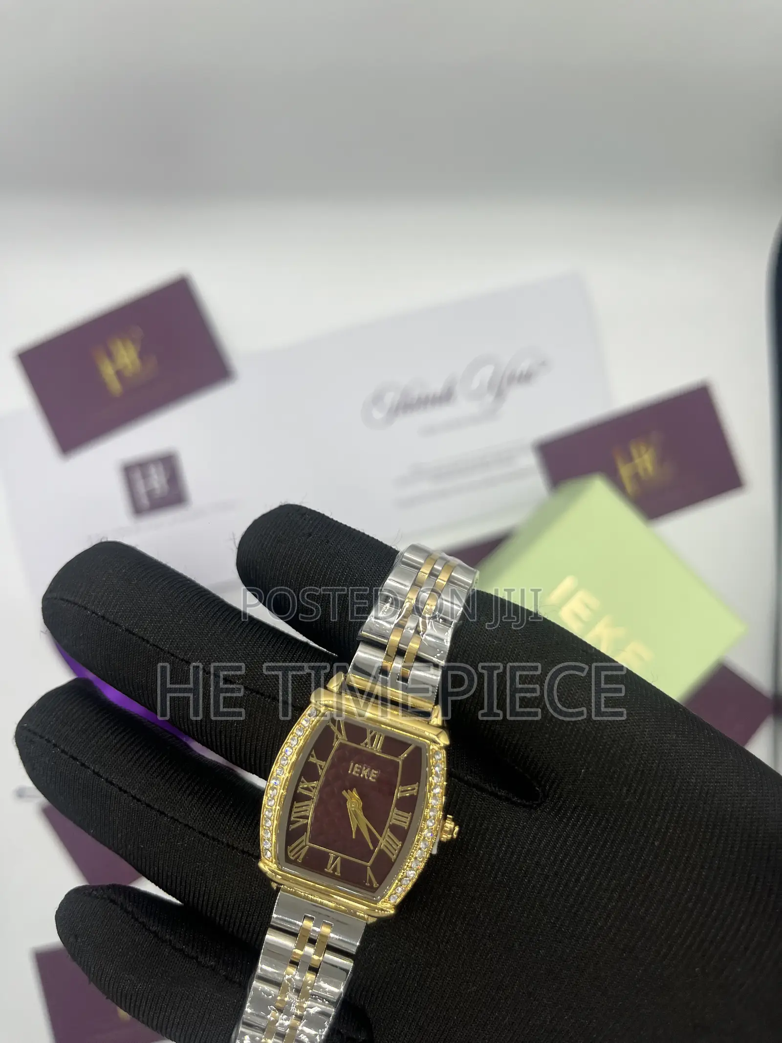 IEKE Women’s Luxury Two-Tone Quartz Watch