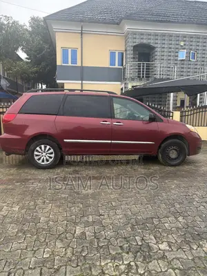 Toyota Sienna 2007 Burgundy