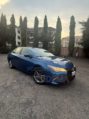 Toyota Camry SE 4dr Sedan (2.5L 4cyl 6A) 2017 Blue