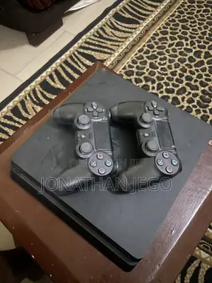 PlayStation 4 Slim