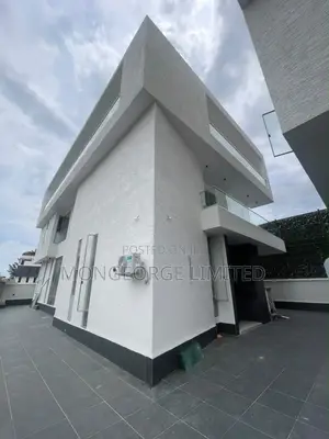 6bdrm Duplex in Banana Island for sale