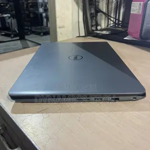 Laptop Dell Vostro 15 5581 8GB Intel Core i7 SSD 256GB